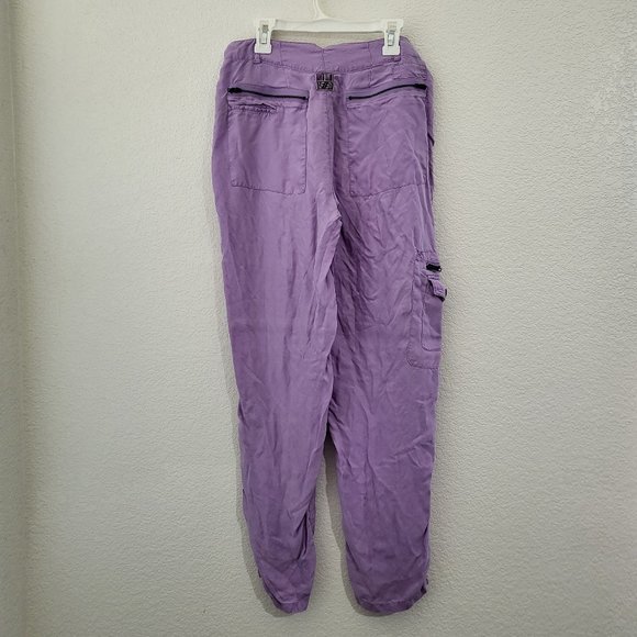 LF The Brand Women's High Rise Cargo Pants in Lavender - Picture 3 of 10